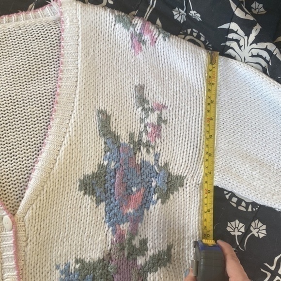 Vintage Hand Embroidered Knit Grandma Core Floral Cardigan Sweater​ - Picture 5 of 15